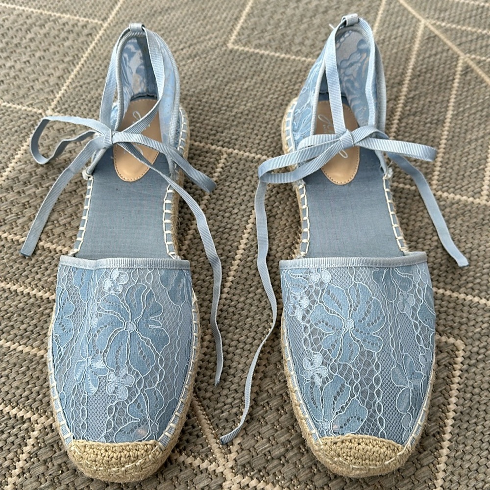 Jewel Badgley Mischka Davisha Womens Lace Slip On Espadrilles